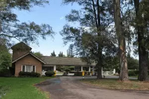 Conmoci�n: una nena de 8 a�os muri� mientras practicaba telas en el patio de su casa