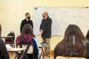 Inicio de clases presenciales  y ampliacin del aforo administrativo en las escuelas preuniversitarias