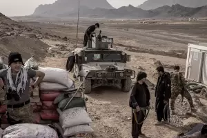 Los talibanes rodearon Kabul y el presidente Ghani huy de Afganistn