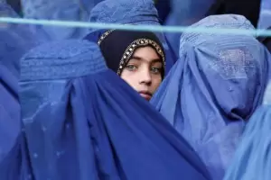 Estas son las 29 restricciones y maltratos que sufren las mujeres bajo el rgimen talibn