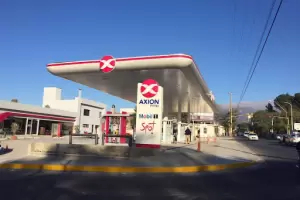 Millonario robo a una estacin de servicio de Avda. Pte. Castillo