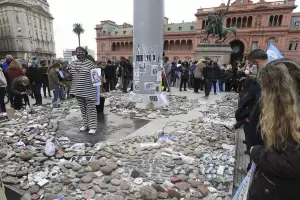 Nueva Marcha de las Piedras para pedirle al Gobierno que no retire las rocas del lugar de origen