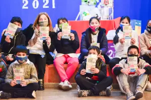 Contin�a la entrega de bit�coras del programa �Libros como Puentes�