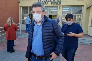 Vot Mariano Manzi y destac la afluencia de votantes