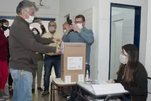 Rubn Dusso y Joao Andrada, los primeros en votar