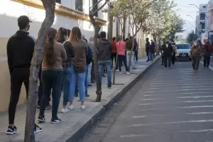 El Gobierno confirm un cambio del protocolo sanitario para votar el 14 de noviembre