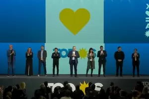 Funcionarios y referentes del FdT reafirmaron el compromiso de escuchar el mensaje de la ciudadana