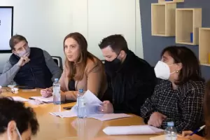 Tiran nafta al fuego: las reacciones en la oposicin tras las renuncias en el Gabinete