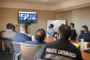 Coordinan el trabajo y uso del Sistema Federal de Comunicaciones Policiales