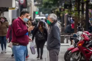 En Mendoza el barbijo deja de ser obligatorio, incluso en el transporte pblico