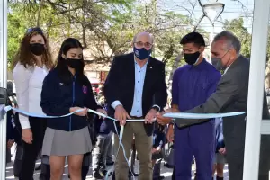 Inauguraron un Saln de Usos Mltiples en la ENET N1