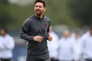 Messi se recuper de las molestias y sera titular ante el Manchester City