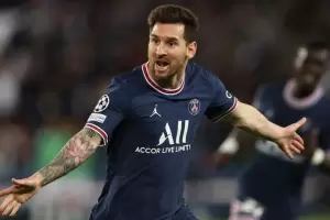Messi marc su primer gol en PSG, que venci 2-0 al City
