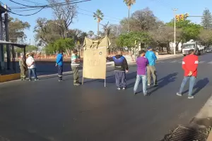 Continan los reclamos del SOEM