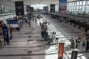 El Gobierno ampli el cupo diario de ingreso de pasajeros al pas