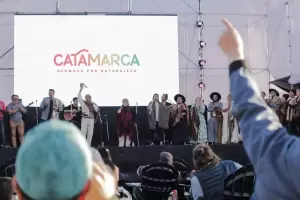 Una embajada artstica present Paisaje de Catamarca en Tecnpolis