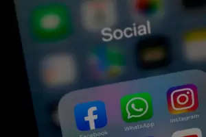 Facebook dio detalles de la falla global de sus servicios