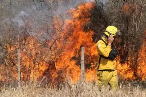 Alerta por fuertes vientos y la alta peligrosidad de incendios