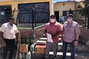 Entregaron elementos para la escuela de la Puerta de Corral Quemado