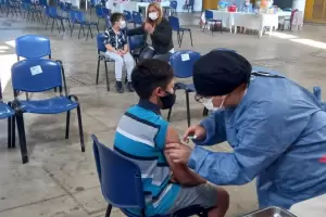 Avanza la vacunacin peditrica y se aplican segundas dosis