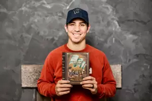 Simonet, el deportista que cre un juego de mesa sobre Belgrano: es top en ventas en Argentina