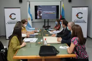 Presentan el proyecto Corredor Biocenico Ferroviario Noa-Centro a la secretara de Integracin Regional de Crdoba