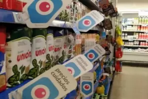 El Gobierno les exige a las empresas rebajas de hasta 50% en algunos alimentos