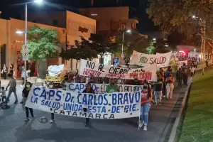 Multitudinario acompaamiento a la movilizacin de los trabajadores del Carlos G. Malbrn