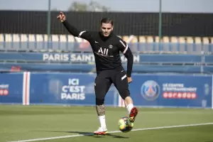 Icardi volvi� a los entrenamientos con el PSG despu�s del esc�ndalo familiar