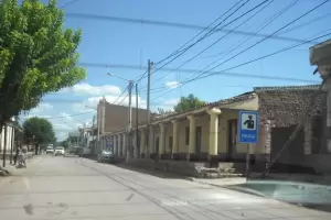 Adolescente iba camino a la escuela y fue degollada por su expareja