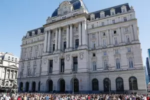 Charly cumple: Ms de 100 msicos en el CCK para los festejos