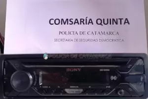 Demoran a un hombre y secuestran un stereo