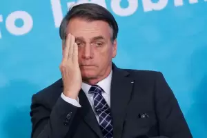 Facebook elimin un video de Bolsonaro por vincular la vacuna contra Covid-19 con el HIV