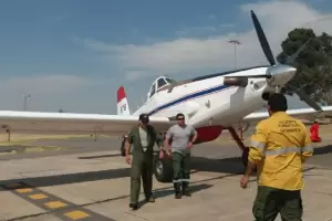 Arrib a la provincia un avin hidrante para colaborar con el manejo del fuego