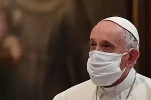 El Papa recibi la tercera dosis de la vacuna contra el coronavirus