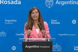 Cerruti: "Los precios de los medicamentos son una prioridad para el Gobierno"