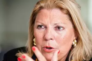 Carri denunci "destrato" contra Diana Mondino