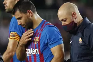 El Kun Agero tendr que estar tres meses sin jugar por su problema cardaco