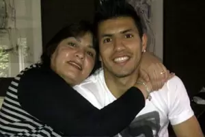 La emotiva carta de la madre del Kun Agero: Las cosas nunca fueron fciles para vos