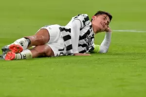 Dybala anot dos goles, super a Platini en la tabla de goleadores y Juventus clasific