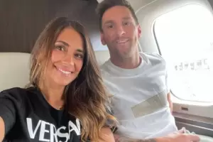 "Voy a conocer otro mundo": el revolucionario regalo que Antonela y Messi le hicieron a un joven argentino no vidente