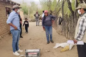 Se entregaron bateras para paneles solares hogareos en Santa Mara