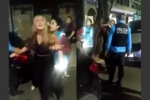 Ataque racista de una mujer a una polic�a: "no me gustan las negras"