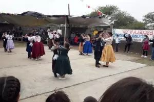 Festejos por el centenario de la Escuela N 387 de Las Palmitas