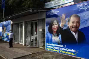 Tras 14 aos de gobierno, Daniel Ortega realiza su farsa electoral para seguir en el poder