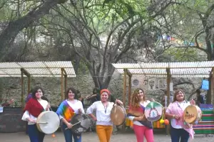 Conferencia sobre "Antiguos cantos populares de Catamarca"