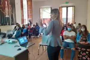 Dictaron un taller sobre Seguridad Vial Infantil a embarazadas