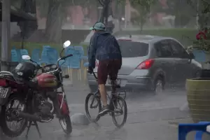 Llovi y graniz en el Valle Central: en el interior la tormenta dej viviendas inundadas
