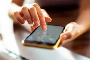 Recuperan telfono celular sustrado