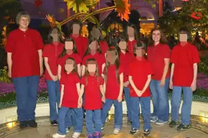 13 hermanos que vivieron encadenados y torturados por sus padres cuentan por primera vez su horror